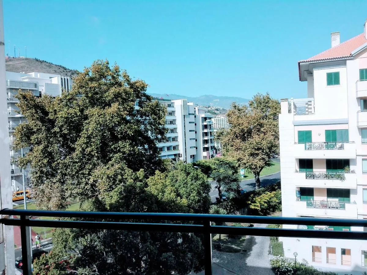Fantastic Sea View Studio In Funchal Appartement Funchal  Funchal (Madeira)